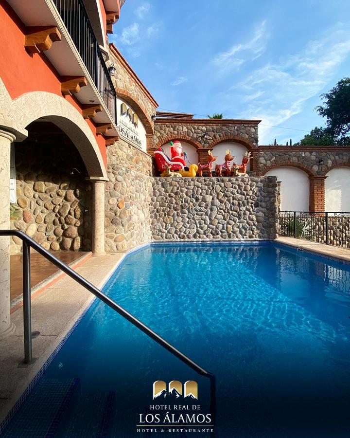 Hotel Real De Los Alamos Bagian luar foto
